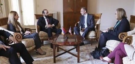 Արարատ Միրզոյանը հանդիպել է ԱՄՆ Ազգային ժողովրդավարության ինստիտուտի նախագահ Դերեկ Միտչելի հետ