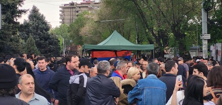 Ընդդիմությունը վարորդներին կոչ է արել վարել  20-30 կմ/ժ արագությամբ