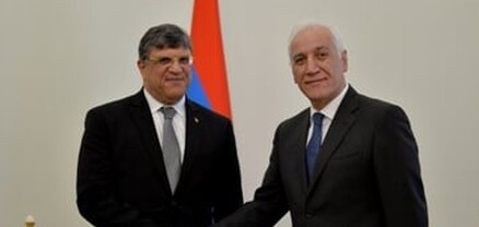 Վահագն Խաչատուրյանին հավատարմագրերն է հանձնել Թունիսի նորանշանակ դեսպանը