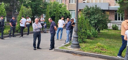 Ապարանում սպանվածների հարազատների բողոքի ակցիան. ՈւՂԻՂ