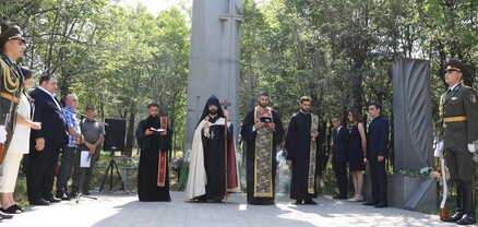 Այցելություն «Եռաբլուր» զինվորական պանթեոն