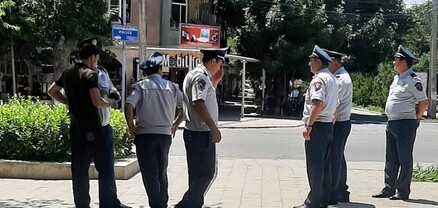 Փաշինյանին սպասող բնակչուհին ոստիկանների դեմ հաղորդում է ներկայացնելու. նա ոստիկանների լուսանկարներ է հրապարակում