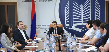 Էկոնոմիկայի նախարարի տեղակալը հանդիպել է Հայ իրավաբանների ասոցիացիայի անդամներին