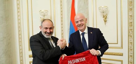 Նիկոլ Փաշինյանն ընդունել է ՖԻՖԱ-ի նախագահին