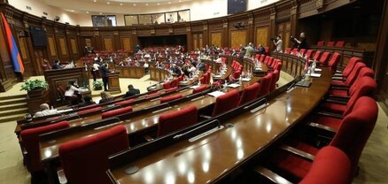 Օրենսդիրները պատանդ կմնան խորհրդարանում․ Հրապարակ