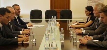 Վահրամ Դումանյանը Գերմանիայի դեսպանին առաջարկել է զարգացնել միջբուհական համագործակցությունը