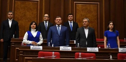 «Պատիվ ունեմ» խմբակցությունն ընդհատա՞կ է անցել ​​​​​​​
