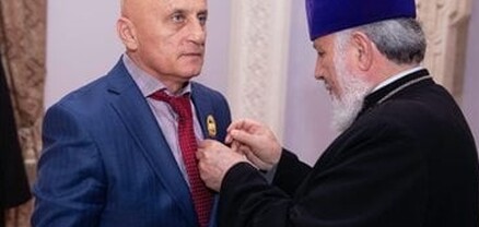 Մայր Աթոռում տեղի ունեցավ շքանշանի հանձնման արարողություն