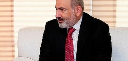 Վարչապետ Փաշինյանը հանդիպում է ունեցել Կատարի Հայր Էմիր Համադ բին Խալիֆա Ալ Թանիի հետ
