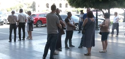 Արցախցիների բողոքի ակցիան Կառավարության շենքի մոտ. ՈւՂԻՂ
