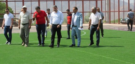 Գնել Սանոսյանը Ռինդում ծանոթացել է ֆուտբոլի դաշտի կառուցման աշխատանքներին