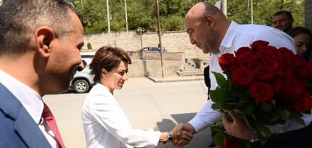«Ծաղկեփնջով» ներկայանալու հերթը համայնքապետ Փարսյանինն է