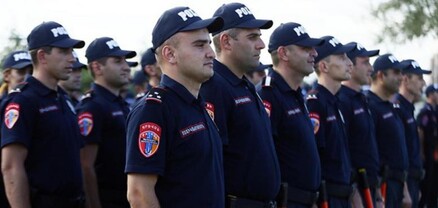 Անհաղթ հերոս քաջ պարեկ, որ մին զարկի, բռնի դատախազ․ մեր երկիրն այնքան «լավն է», որ անգամ դատախազն է բռնության ենթարկվում
