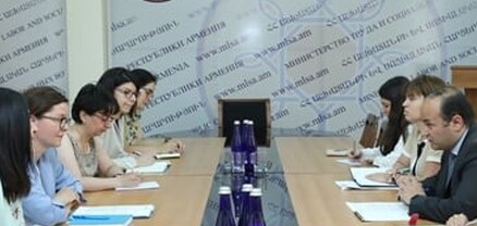 Նախարար Մկրտչյանը հանդիպել է ՄԱԿ-ի մանկական հիմնադրամի ներկայացուցչի հետ