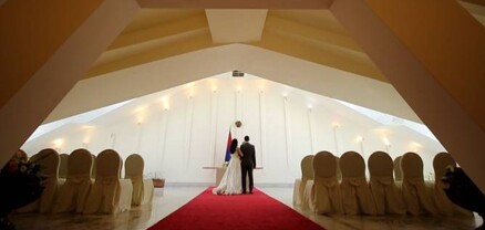 Ամուսնության պետգրանցման, արարողության պետական վճարների սակագներն էականորեն նվազել են. ՀՀ ԱՆ