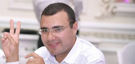 «Փյունիկի» գլխավոր տնօրենը ներողություն է հայցել խաղադաշտ ներխուժած տղային հարվածելու համար