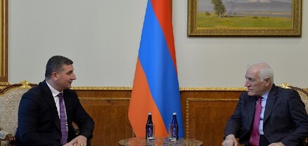 Գնել Սանոսյանը Վահագն Խաչատուրյանին տեղեկացրել է Իրան-Հայաստան բարձր լարման էլեկտրական գծի շինարարության ավարտի մասին
