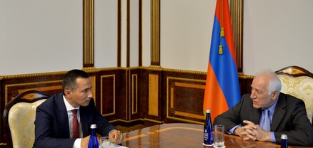 Ինչ են ծխում նախագահականում․ երբ «անմեղ հաղորդագրությունը» ամենևին էլ հերթական հիմարությունը չէ