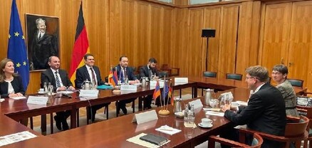 Քաղաքական խորհրդակցություններ ՀՀ և ԳԴՀ արտաքին գործերի նախարարությունների միջև
