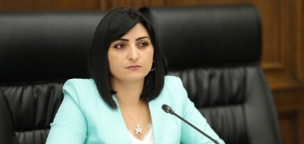 Բանկերը հրաժարվում են դոլարով փոխանցված գումարը դոլարով տրամադրել․ Թագուհի Թովմասյան