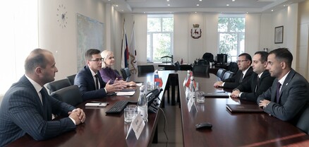Երևանի քաղաքապետի առաջին տեղակալը հանդիպել է Նիժնի Նովգորոդի քաղաքապետի հետ