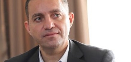 Կա «կարմիր գիծ», որից ներքև դրամի արժևորումը ցավոտ է՝ 1 դոլարի համար 450 դրամը. Վահան Քերոբյան