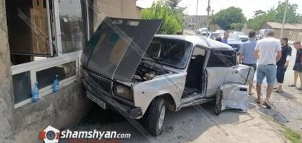 Արարատի մարզում 07-ը բախվել է կայանված Opel-ին․ shamshyan.com
