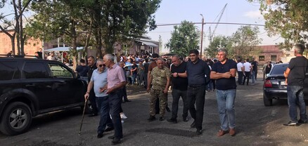 «Սուրմալու»-ի պայթյունից զոհված քույրերի և 5-ամյա երեխայի հոգեհանգստին մասնակցում է նաև Սասուն Միքայելյանը