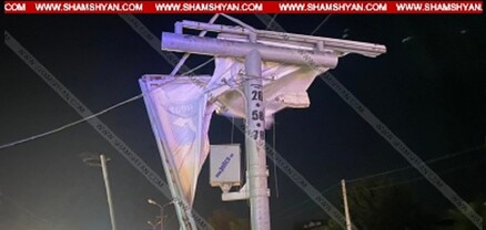 Քամին պոկել է Երևան-Արմավիր ավտոճանապարհի երկաթյա վահանակը՝ փակելով սյան վրա տեղադրված արագաչափը․ shamshyan.com