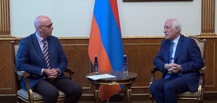 Վահագն Խաչատուրյանն ընդունել է Հայաստանում ֆրանսիական համալսարանի ռեկտոր Բերտրան Վենարին