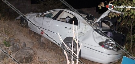 Երևանում Mercedes-ը, մոտ 250 մետր մի քանի պտույտ շրջվելով, հայտնվել է ձորում. կա զոհ