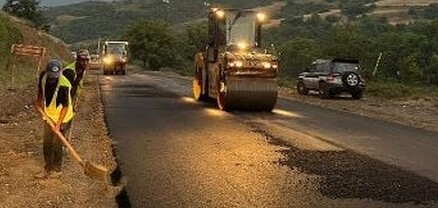 Տաթև-Աղվանի ճանապարհի 17,5 կմ հատվածում տեղադրվում է ասֆալտբետոնե ծածկի վերջին՝ երրորդ շերտը