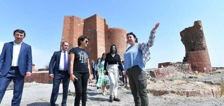 Աննա Հակոբյանն այցելել է Դաշտադեմի ամրոց, զրուցել Թալինի ավագանու «Իմ քայլը»  խմբակցության անդամների հետ