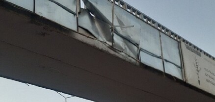 Քամու հետևանքով վնասվել են շինությունների տանիքների թիթեղյա ծածկեր և գովազդային վահանակներ