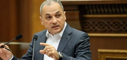 Կառավարությանը բաժնետոմս նվիրած ընկերության բաժնետերերից մեկը Վահե Հակոբյանի եղբայրն է. Ժողովուրդ