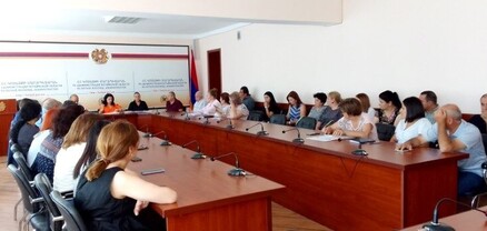 Կոտայքի մարզպետարանում ՀՎԿԱԿ-ի պատասխանատուների հետ քննարկվել է պատվաստումային գործընթացը