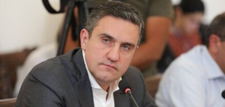 Պետք է րոպե առաջ դուրս պրծնել «բերմունդյան եռանկյունու» վերածված «նախկին-ներկա» դիսկուրսի ճիրաններից
