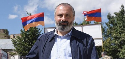 Համոզված եմ՝ հնարավոր է հաղթահարել բոլոր դժվարությունները, ապահովել արժանապատիվ ապագա․ ԱՀ ԱԳ նախարար