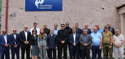 «Վերածնվող Հայաստան» կուսակցության շարքերը նոսրանում են․ Հրապարակ