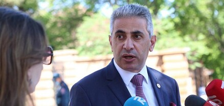 Դիմակավորված անձինք ԱԺ շենքի մոտից բերման են ենթարկել Էդգար Ղազարյանին
