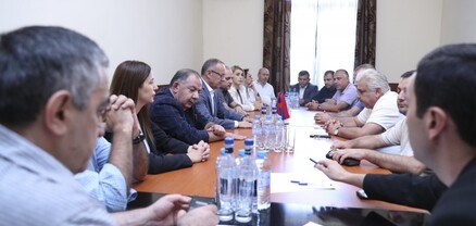 «Հայաստան» խմբակցությունը հանդիպել է Արցախի Ազգային ժողովի պատվիրակությանը