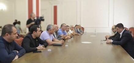 ԱԺ-ի դիմաց սպոնտան հանրահավաքն ընդդիմադիրների սրտով էլ չի եղել․ Հրապարակ