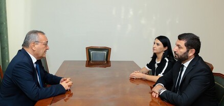 Արցախի ԱԺ նախագահն ընդունել է «Քաղաքացիական պայմանագիր» խմբակցության պատգամավորներին