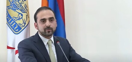 Երևանում ավտոբուսները պետք է ունենան առանձին գծեր. Տիգրան Ավինյան