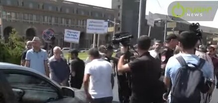 Բողոքի ակցիա քաղաքապետարանի դիմաց․ ՈւՂԻՂ