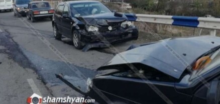 Ճամբարակում բախվել են Volkswagen Golf-ն ու ՎԱԶ 2115-ը, կան վիրավորներ․ shamshyan.com