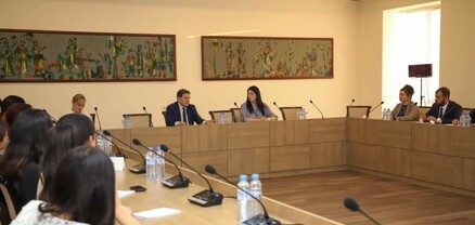 ԱԳ փոխնախարարը հանդիպել է սփյուռքահայ երիտասարդների հետ