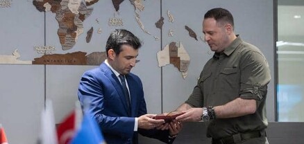 Զելենսկին պարգևատրել է Էրդողանի փեսային