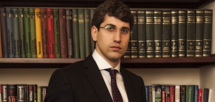 Որ նոտարի գործունեությունն է կասեցրել Գրիգոր Մինասյանը