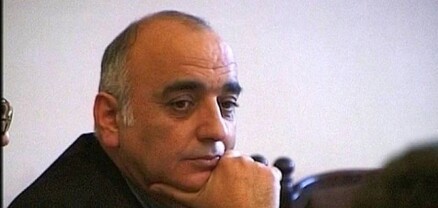 Վանո Սիրադեղյանի մահվան մեկ տարվա հիշատակի արարողությունը՝ նեղ շրջանակով. ՀԱԿ-ից ոչ ոք ներկա չի եղել. Ժողովուրդ